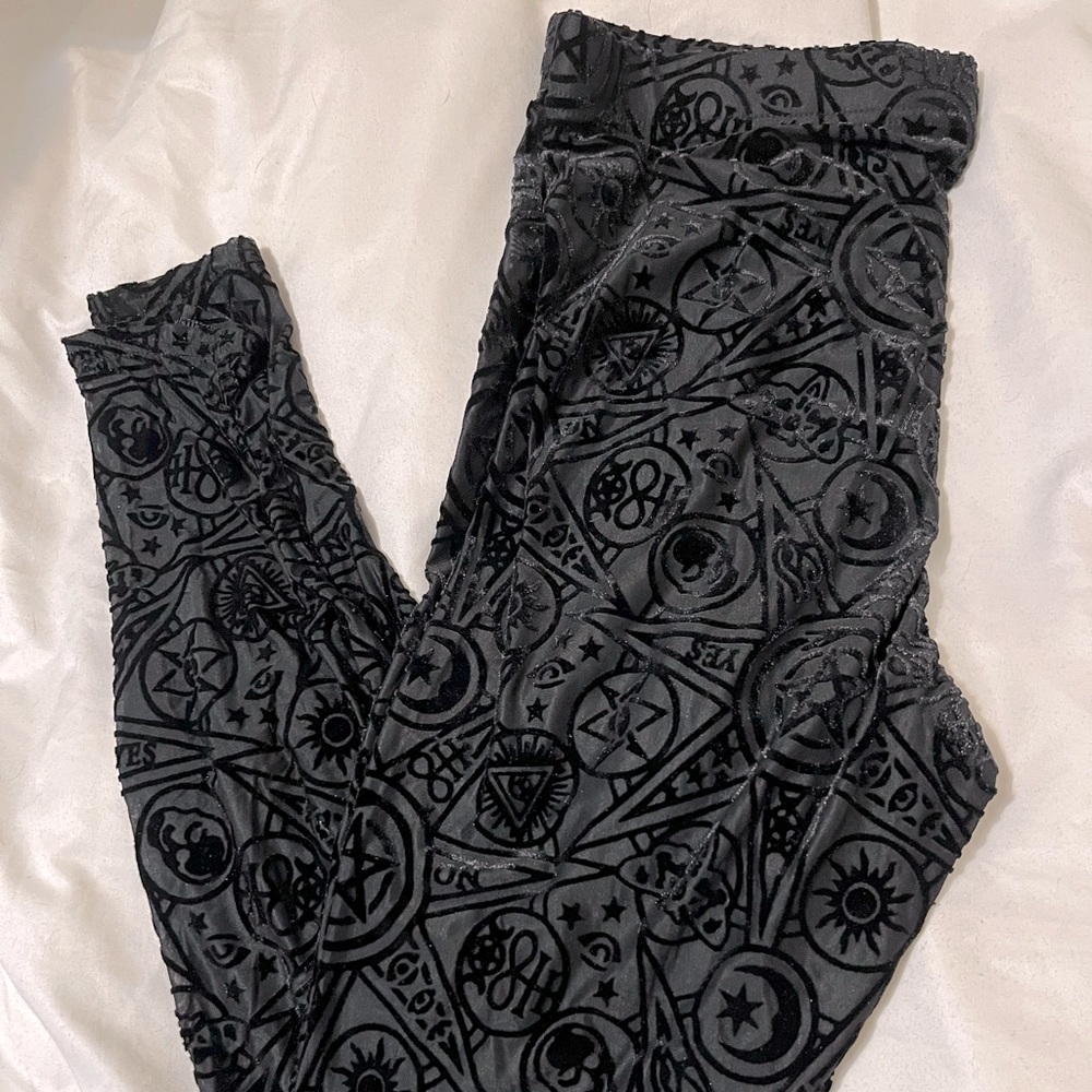 Blackmilk Clothing Black Magic Leggings L